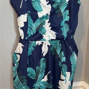 Tropical Leaf Print Dress- Medium